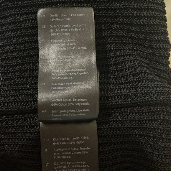 COS knit V neck vest EUC - Picture 5 of 5